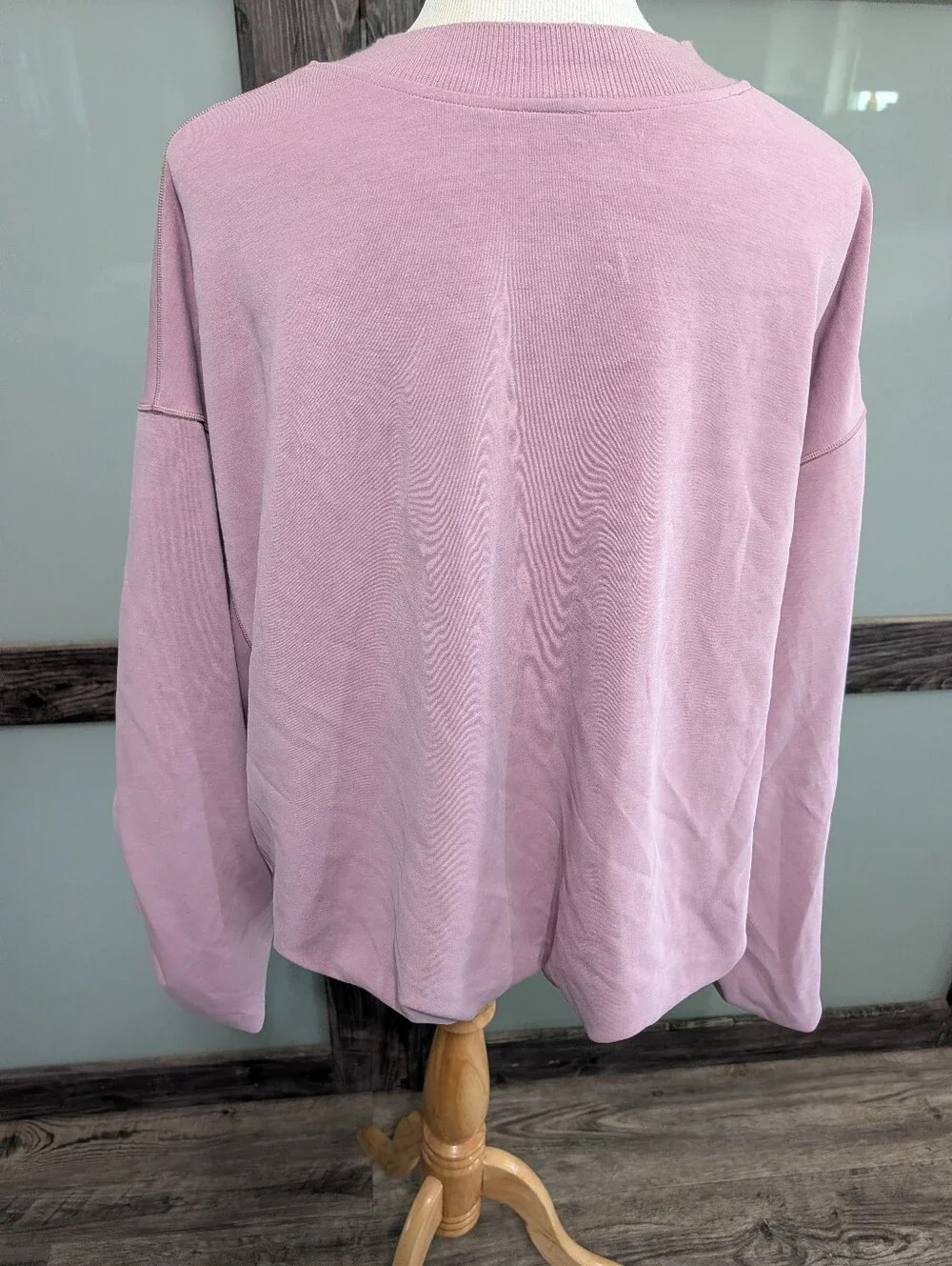 Lululemon Softstreme Voluminous-Sleeve Pullover Size Large Read Description